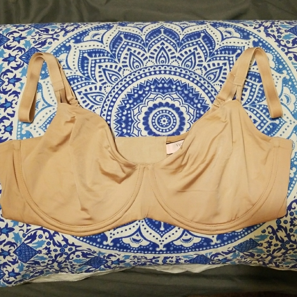 Victoria's Secret Unlined Uplift Bra Size 38D